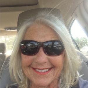 Meet your Posher, Nancy